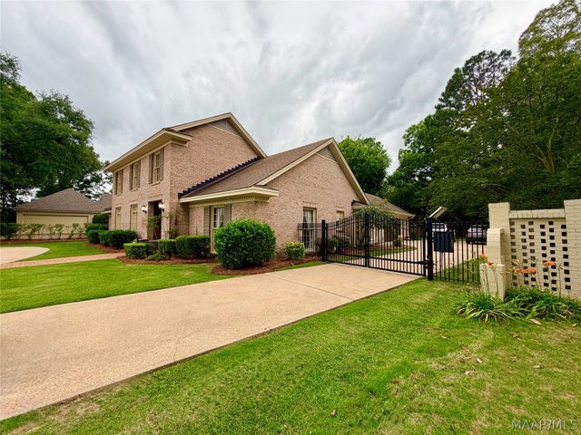 3374 Warrenton Road, Montgomery, AL 36111