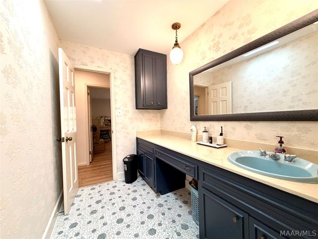 3374 Warrenton Road, Montgomery, AL 36111