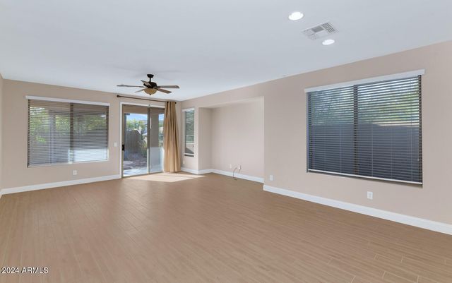 3353 W TWAIN Court, Anthem, AZ 85086