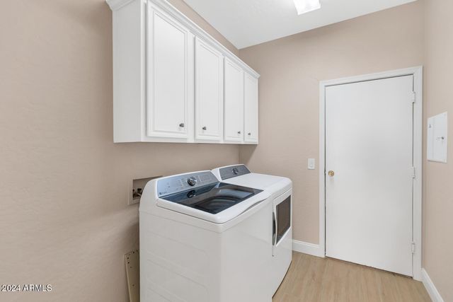 3353 W TWAIN Court, Anthem, AZ 85086