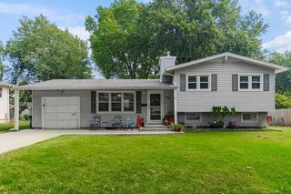 7315 Larsen Lane, Shawnee, KS 66203