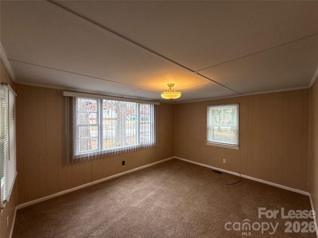 3131 Seymour Drive, Charlotte, NC 28208