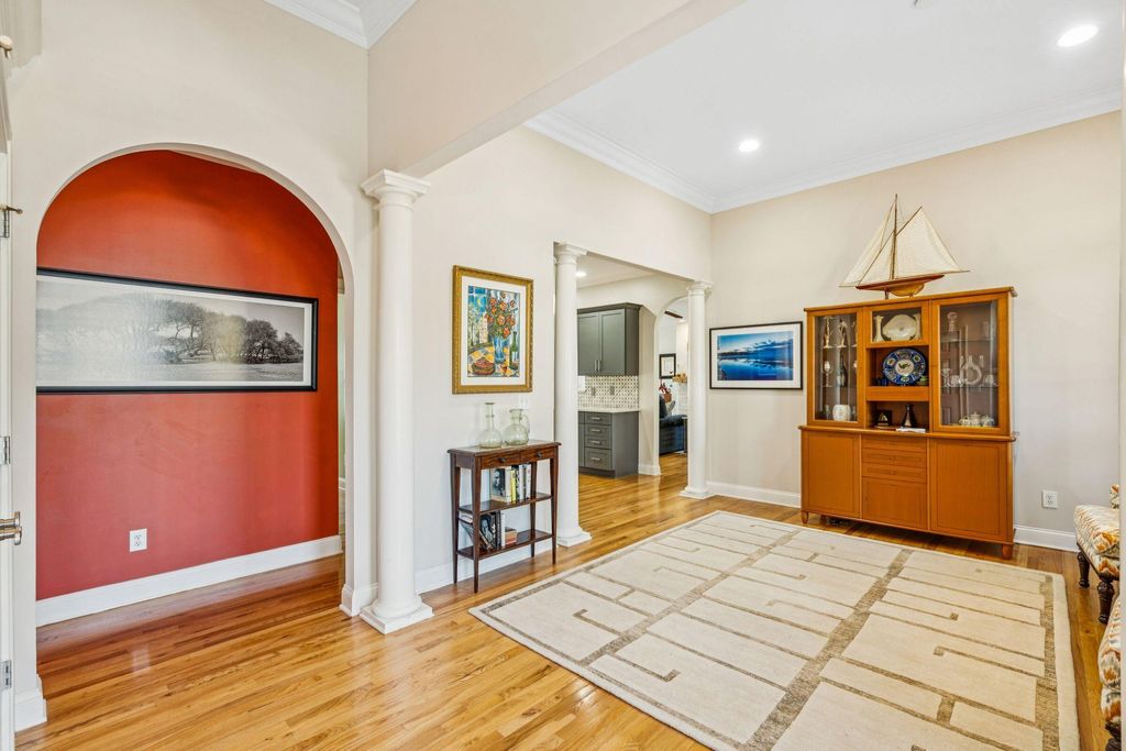 Image 11 of property listing at 2925 Maritime Forest Drive, Johns Island, SC 29455