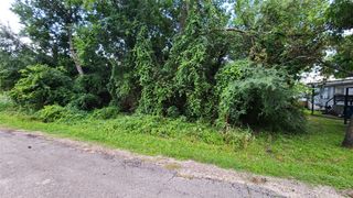 327 Capricorn Drive, Granbury, TX 76049