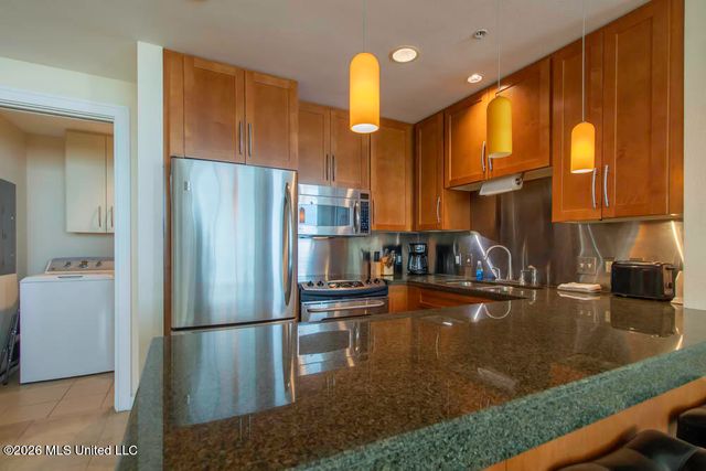 2060 Beach Boulevard, 1103, Biloxi, MS 39531