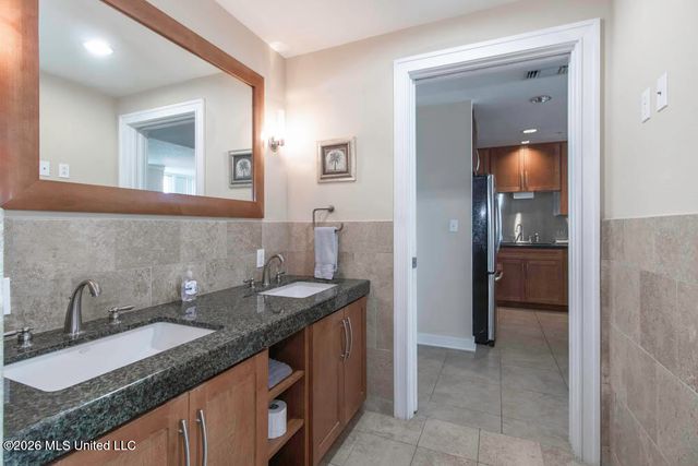 2060 Beach Boulevard, 1103, Biloxi, MS 39531