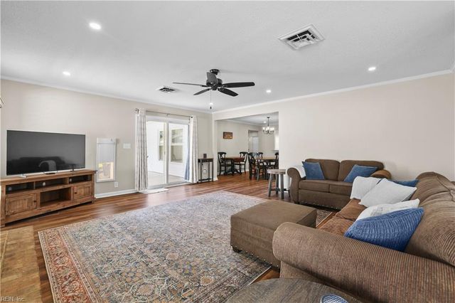 177 Herndon RD, Virginia Beach, VA 23462