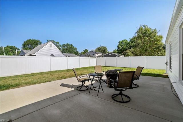 177 Herndon RD, Virginia Beach, VA 23462