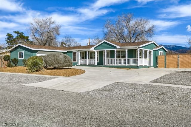 3121 South Fallwood Street, Pahrump, NV 89048