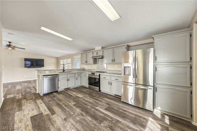 3121 South Fallwood Street, Pahrump, NV 89048