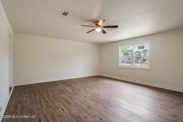 400 N Wilson Boulevard, Gulfport, MS 39503