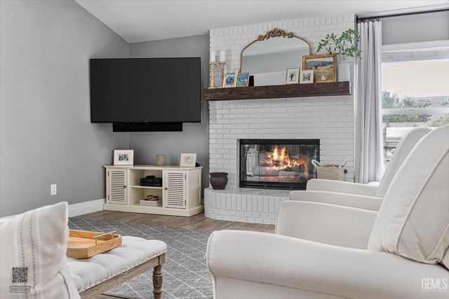 10513 Pleasant Hill Court, Bakersfield, CA 93312