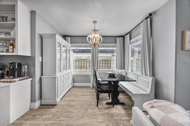 10513 Pleasant Hill Court, Bakersfield, CA 93312