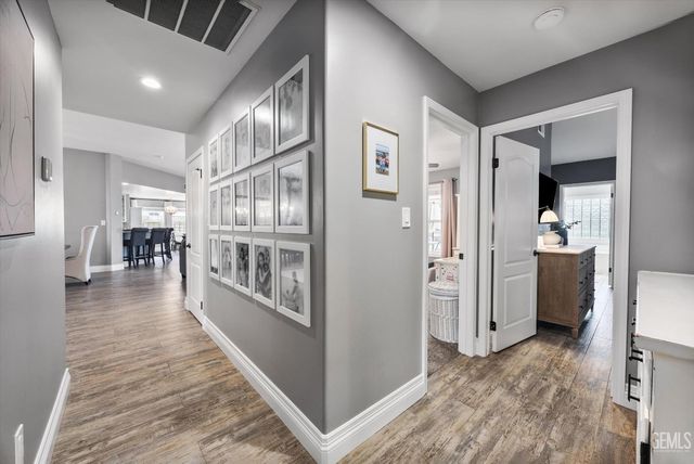 10513 Pleasant Hill Court, Bakersfield, CA 93312