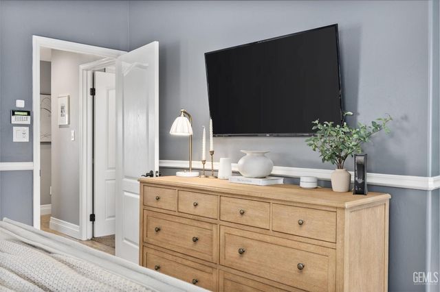 10513 Pleasant Hill Court, Bakersfield, CA 93312