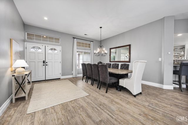 10513 Pleasant Hill Court, Bakersfield, CA 93312