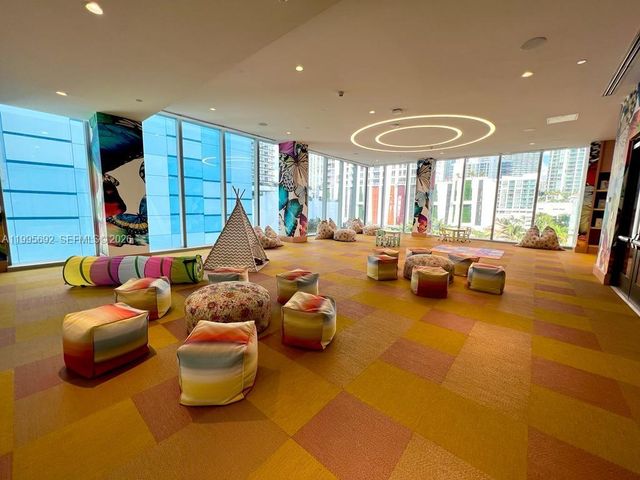 700 NE 26th Ter 1205, Miami, FL 33137