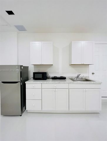 1063 SW 142nd Ave A, Miami, FL 33184