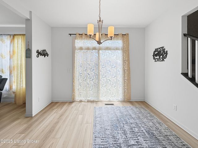 156 Goldeneye Ct, Shepherdsville, KY 40165