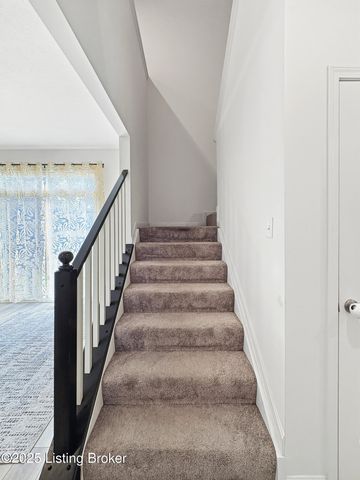 156 Goldeneye Ct, Shepherdsville, KY 40165