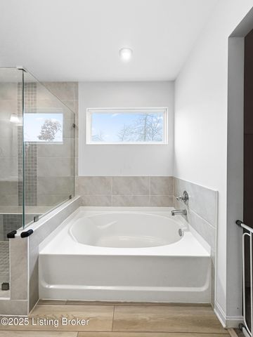 156 Goldeneye Ct, Shepherdsville, KY 40165