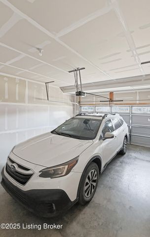 156 Goldeneye Ct, Shepherdsville, KY 40165