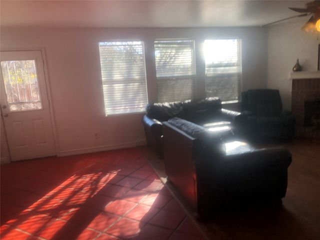 4309 Mayberry Lane, Fort Worth, TX 76123