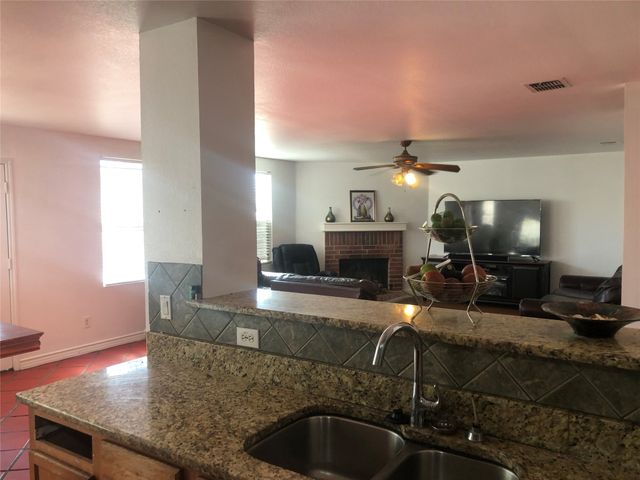 4309 Mayberry Lane, Fort Worth, TX 76123