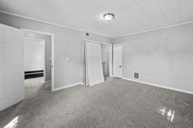 1717 ESPLANADE Avenue, Davenport, IA 52803