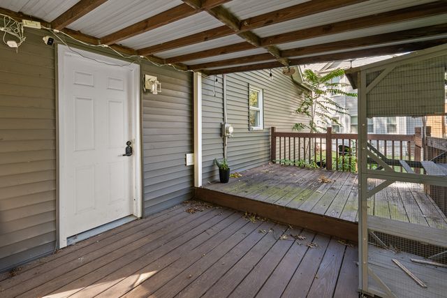 1717 ESPLANADE Avenue, Davenport, IA 52803