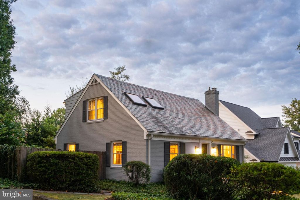 6407 WINSTON DR, Bethesda, MD 20817