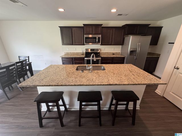 549 READING LANE, Fultondale, AL 35068