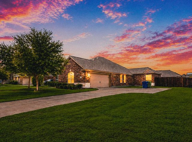 610 Milas Lane, Glenn Heights, TX 75154