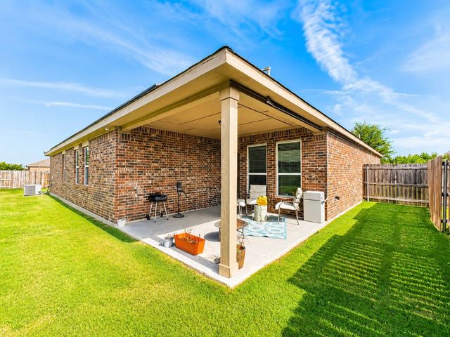 610 Milas Lane, Glenn Heights, TX 75154