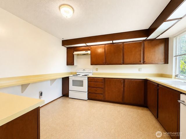 7605 Jade Drive SW, Lakewood, WA 98498