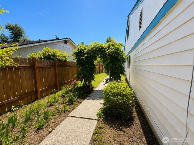 7605 Jade Drive SW, Lakewood, WA 98498