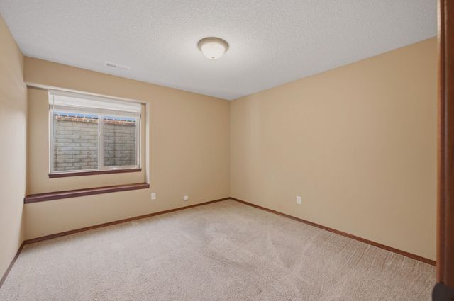 5112 N Saker Cir, Wichita, KS 67219