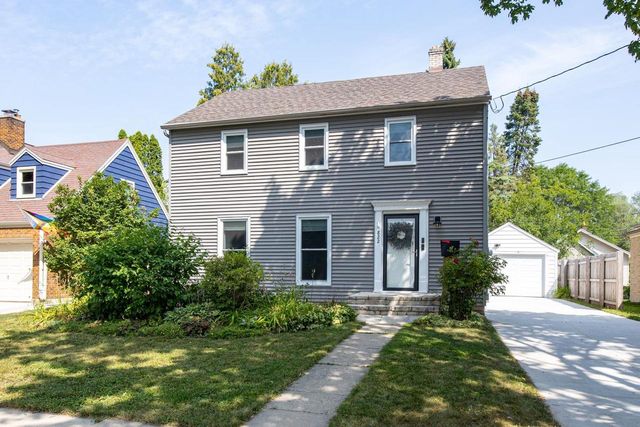 822 W 3RD STREET, Appleton, WI 54914