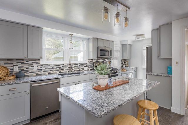 822 W 3RD STREET, Appleton, WI 54914
