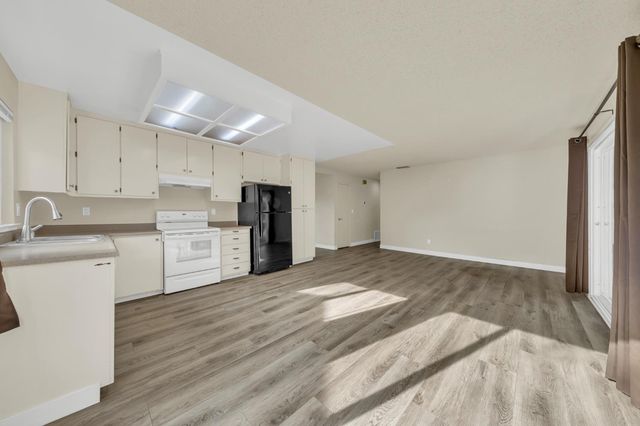 6620 Creekmont Way, Citrus Heights, CA 95621