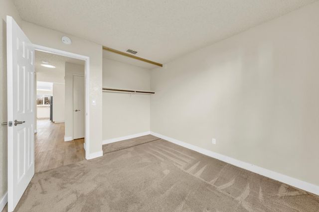 6620 Creekmont Way, Citrus Heights, CA 95621