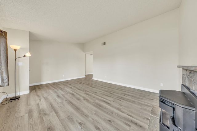 6620 Creekmont Way, Citrus Heights, CA 95621