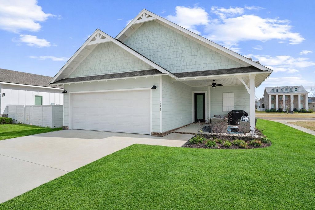 311 Columbus Street, Panama City Beach, FL 32407