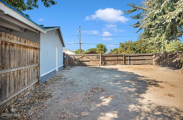 350 S Oildale Drive, Bakersfield, CA 93308