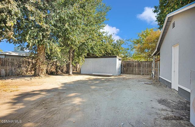 350 S Oildale Drive, Bakersfield, CA 93308