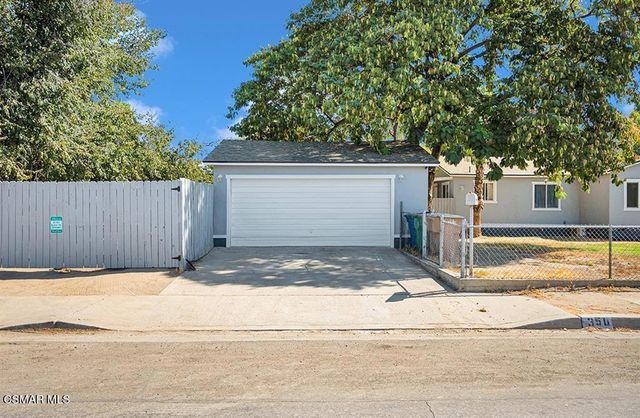 350 S Oildale Drive, Bakersfield, CA 93308
