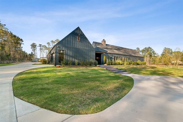 10202 Woodlane Boulevard, Magnolia, TX 77354