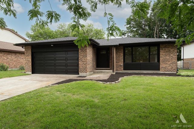 910 College Avenue, Matteson, IL 60443
