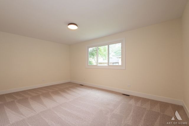 910 College Avenue, Matteson, IL 60443