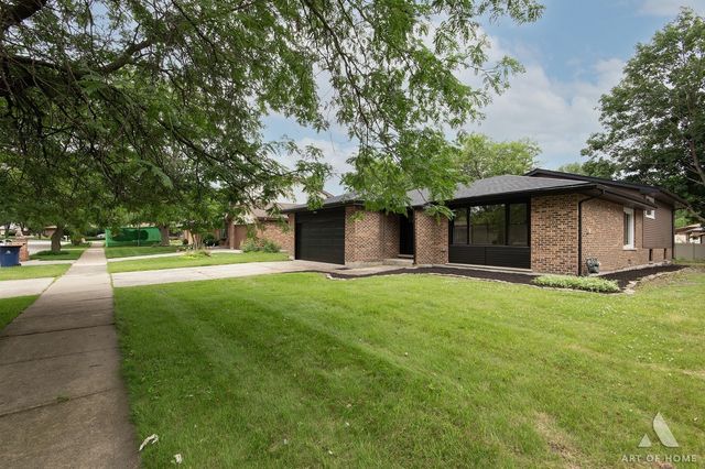910 College Avenue, Matteson, IL 60443